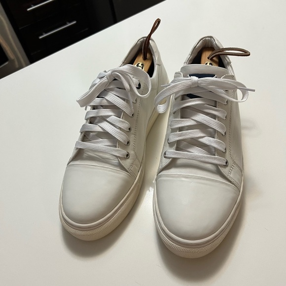 Guess Sneakers - Picture 3 of 3